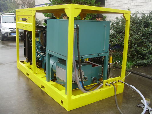 90kw 620bar वाटर ब्लास्टर उच्च दबाव हाइड्रो ब्लास्टर पुराने चित्रों के लिए निकालें